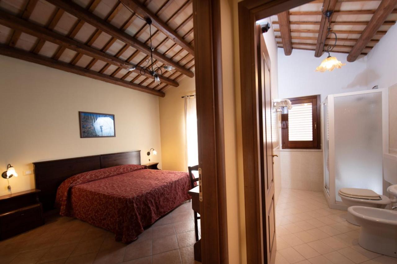 Casa Vacanze S. Marco Valderice Exterior foto